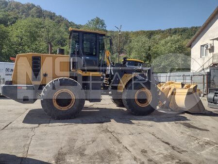 Сервисная инспекция фронтального погрузчика XCMG LW550RU - 2